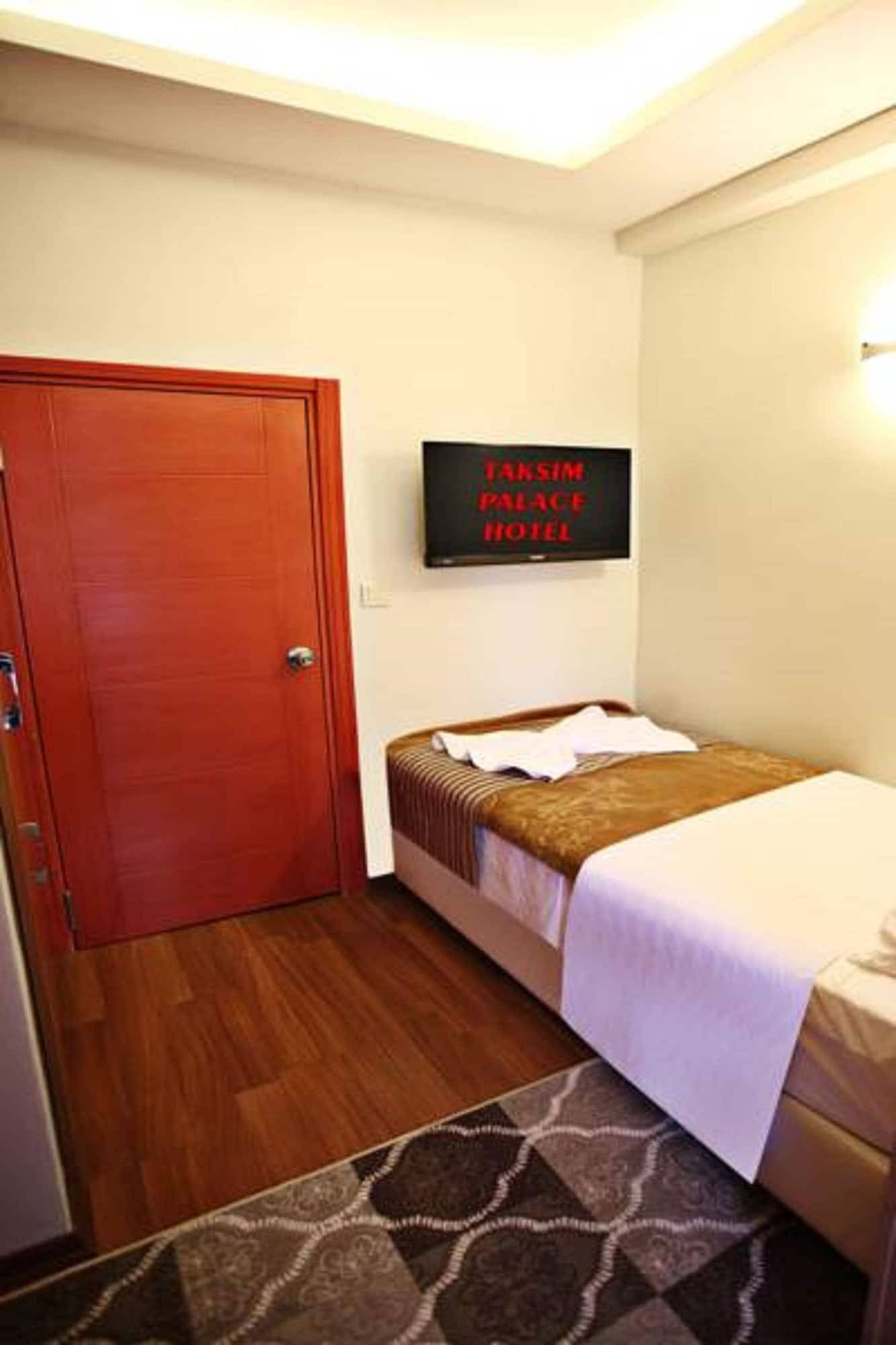 Taksim Palace Hotel Isztambul Kültér fotó