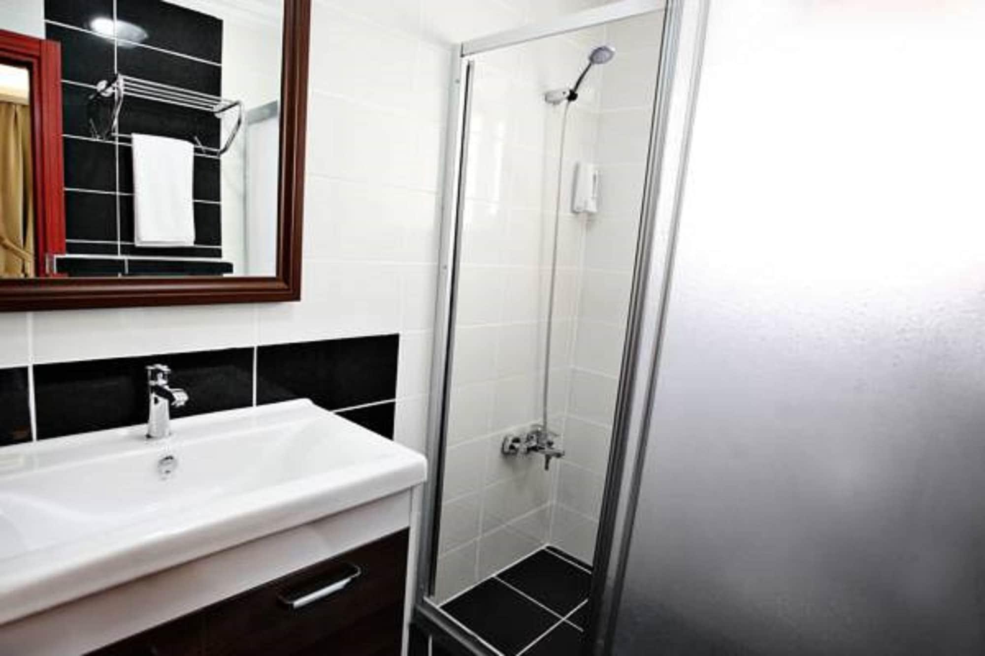 Taksim Palace Hotel Isztambul Kültér fotó