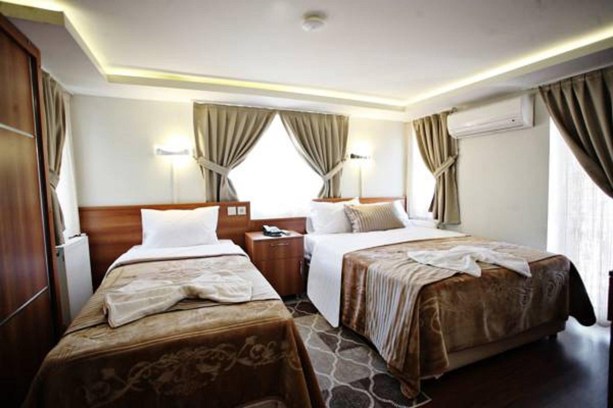 Taksim Palace Hotel Isztambul Kültér fotó